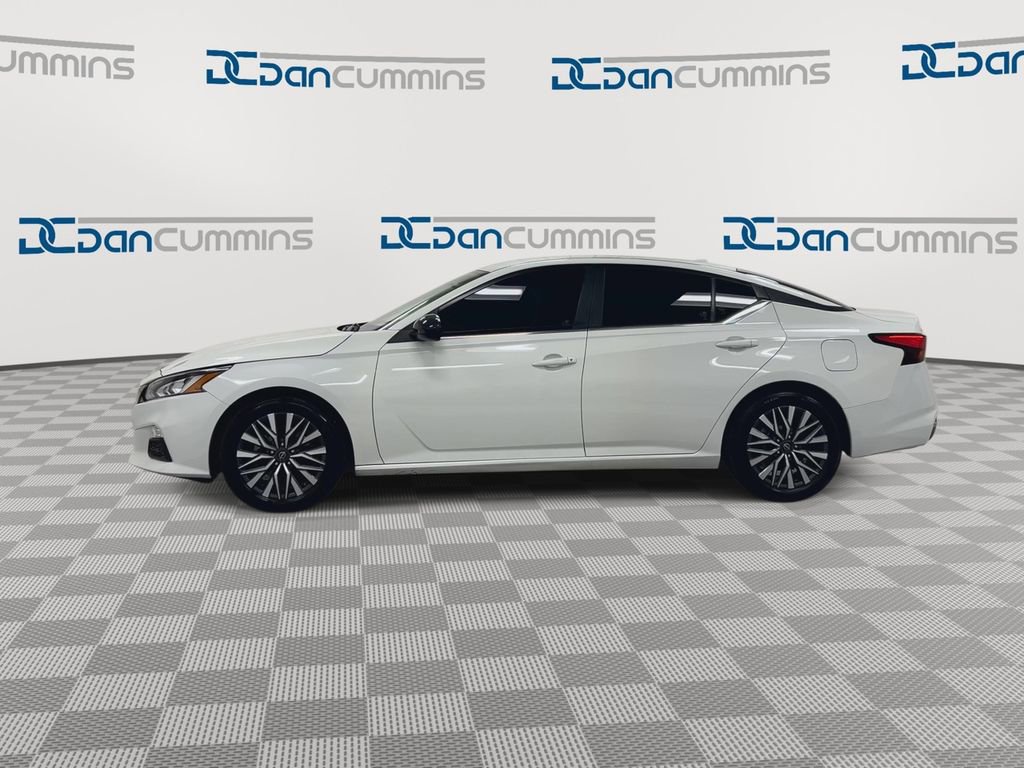 Used 2022 Nissan Altima 2.5 SR FWD image 5