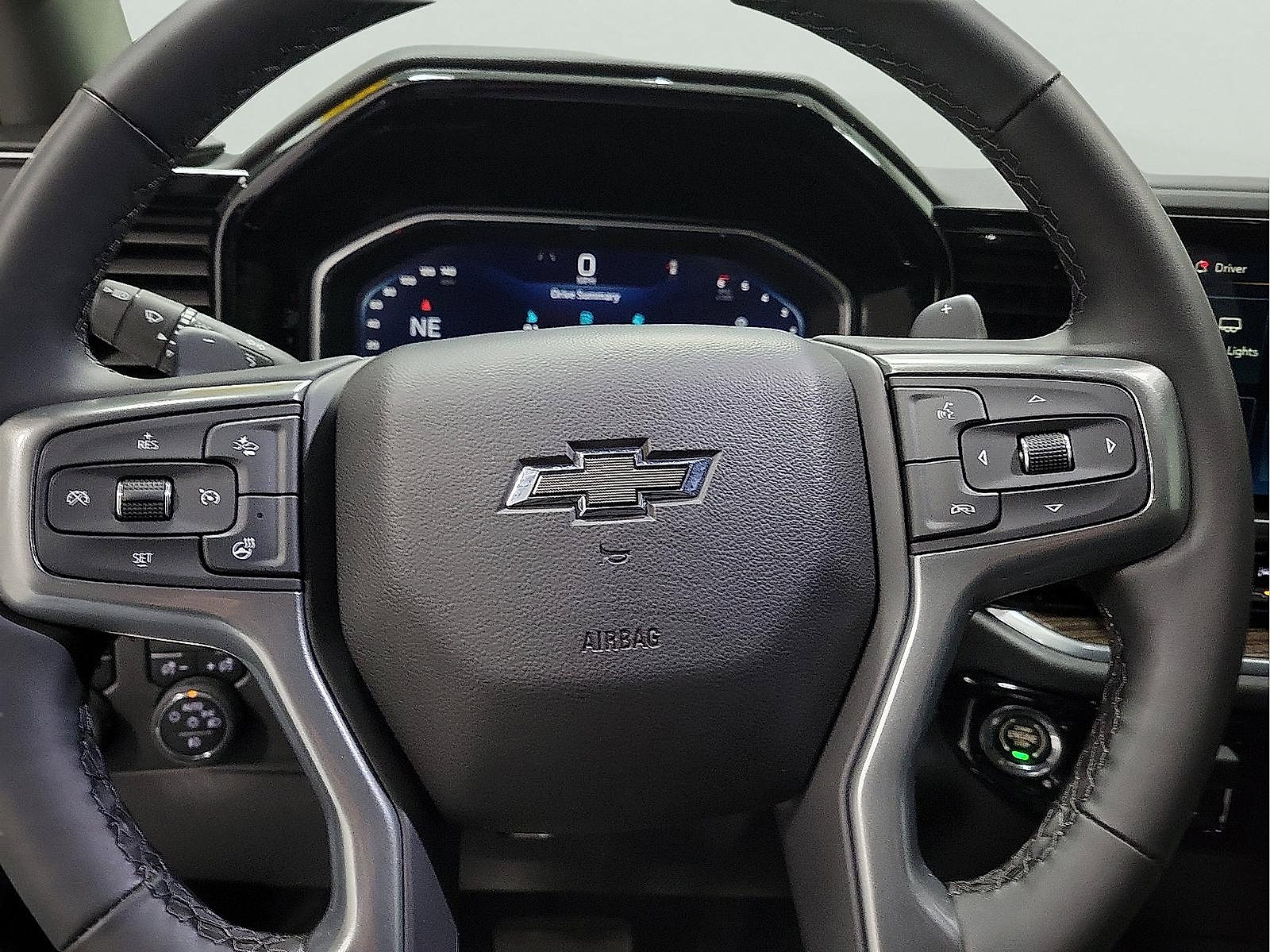 Used 2026 Chevrolet Silverado 1500 RST w/ Redline Edition AWD/4WD image 16