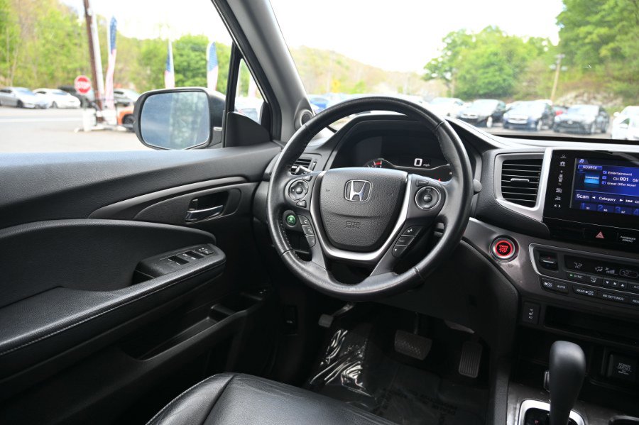 Used 2017 Honda Pilot EX-L image 9