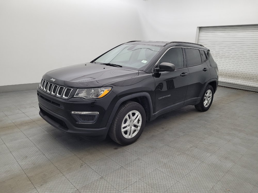 Used 2019 Jeep Compass Sport w/ Tech Group FWD image 2