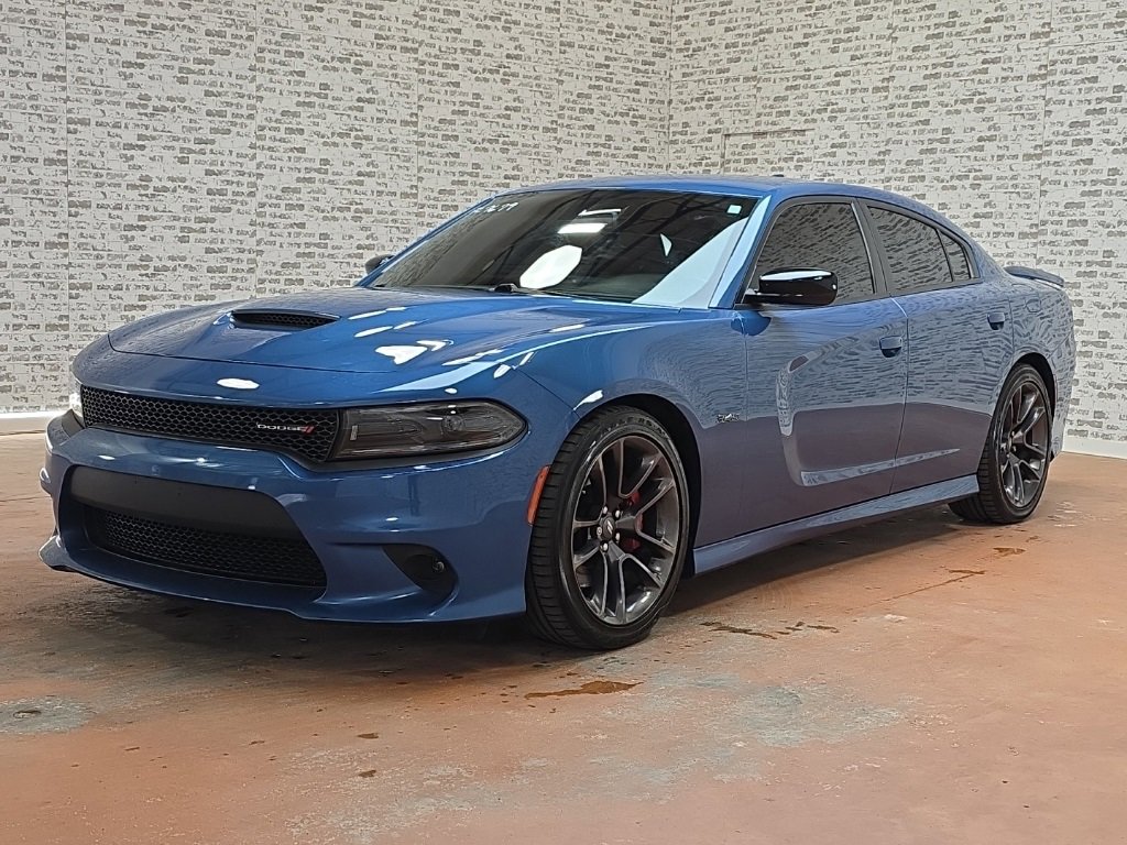 Used 2023 Dodge Charger R/T w/ Plus Group image 3
