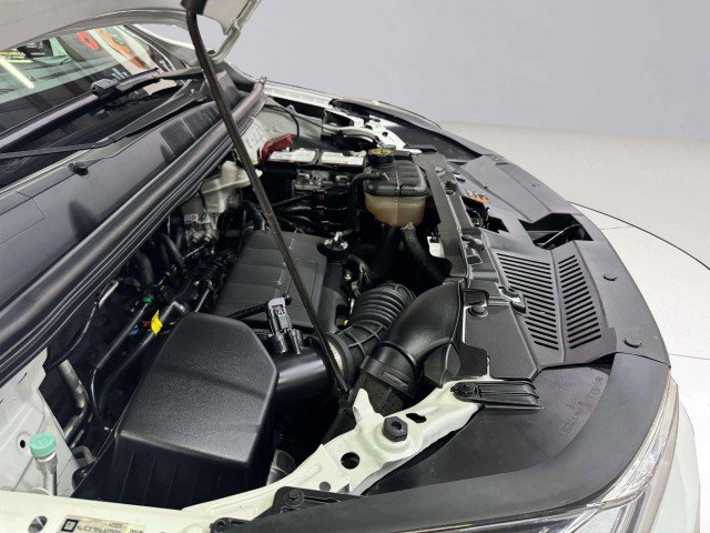 Used 2020 Chevrolet Trax LT w/ LT Convenience Package image 39