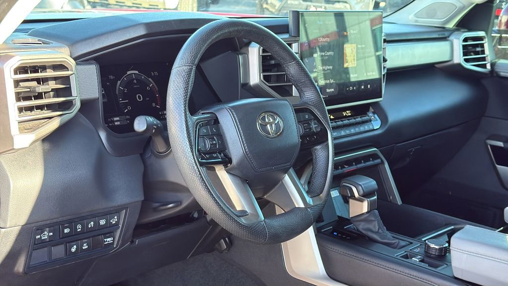 Used 2024 Toyota Tundra Limited image 7