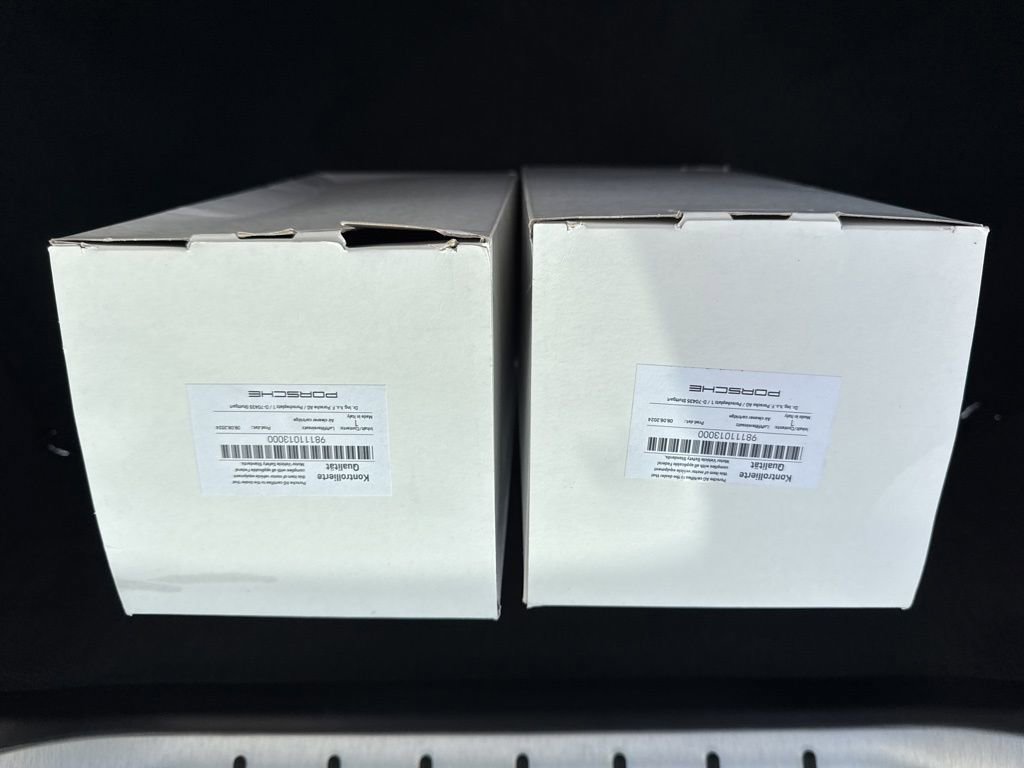 Used 2020 Porsche 718 Cayman GT4 image 16