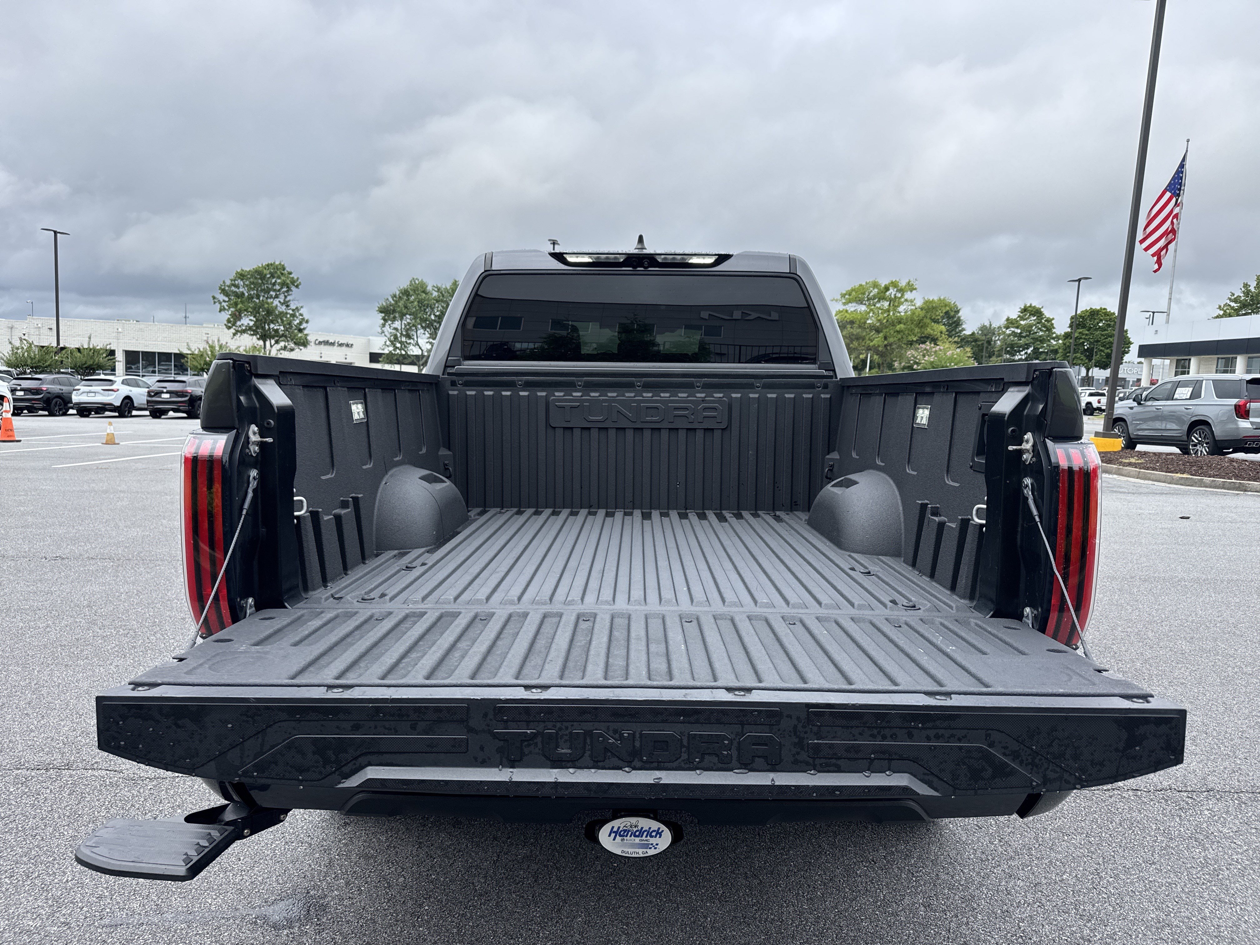Used 2024 Toyota Tundra Platinum AWD/4WD image 35