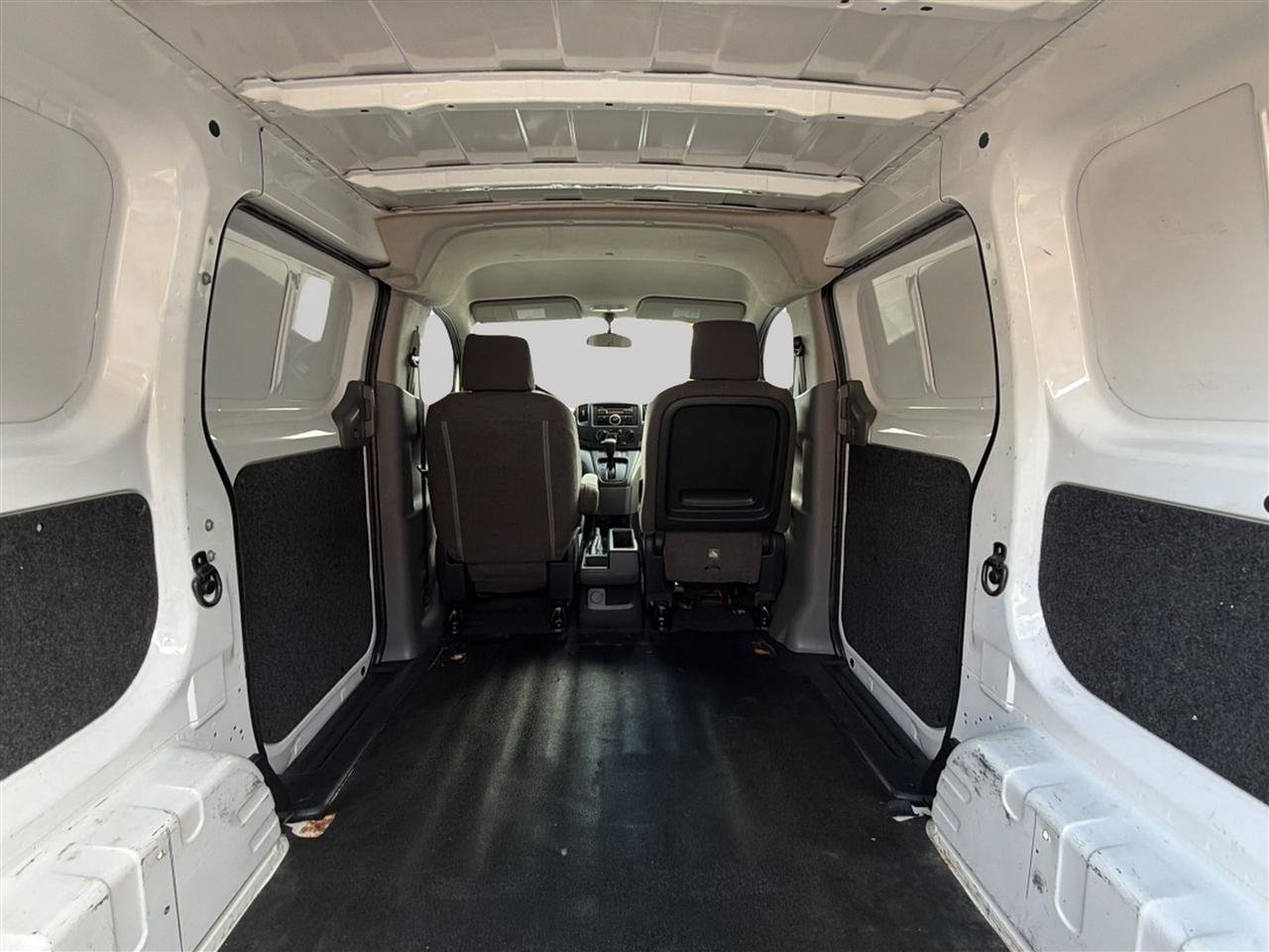 Used 2014 Nissan NV200 S w/ Back Door Glass Package FWD image 18