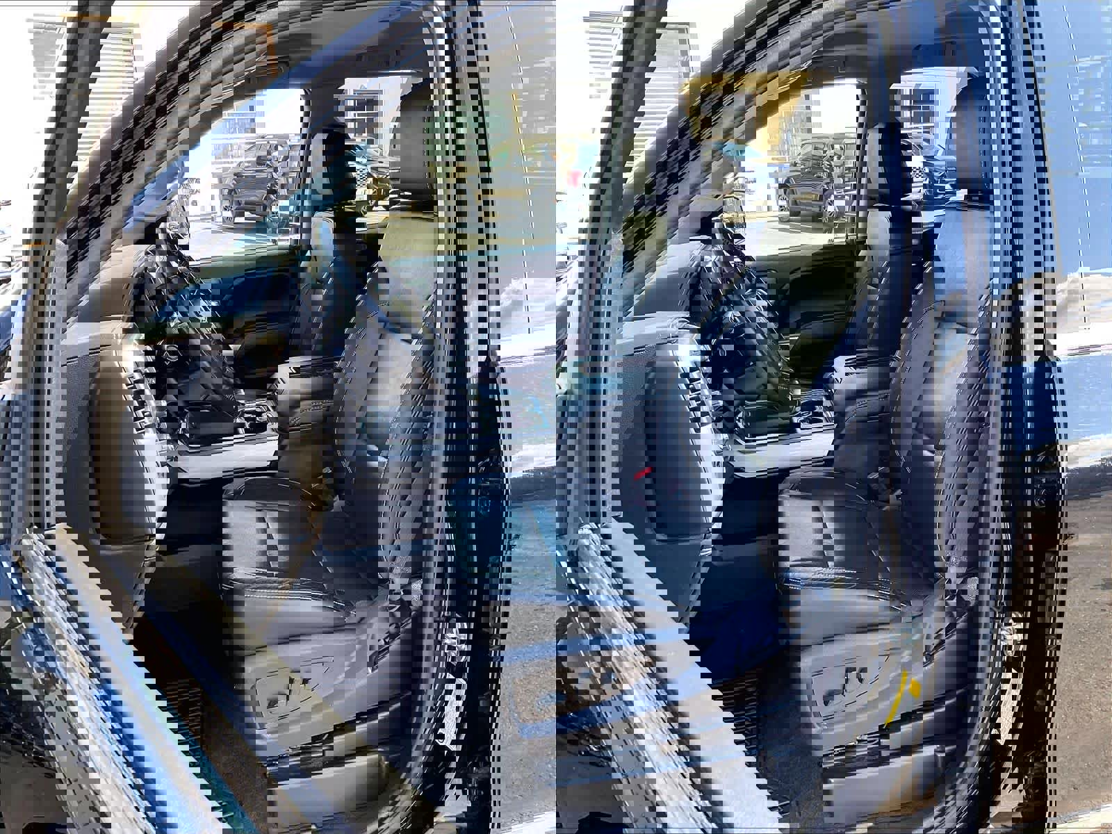 Used 2018 Chevrolet Silverado 1500 LTZ Z71 w/ LTZ Plus Package AWD/4WD image 10