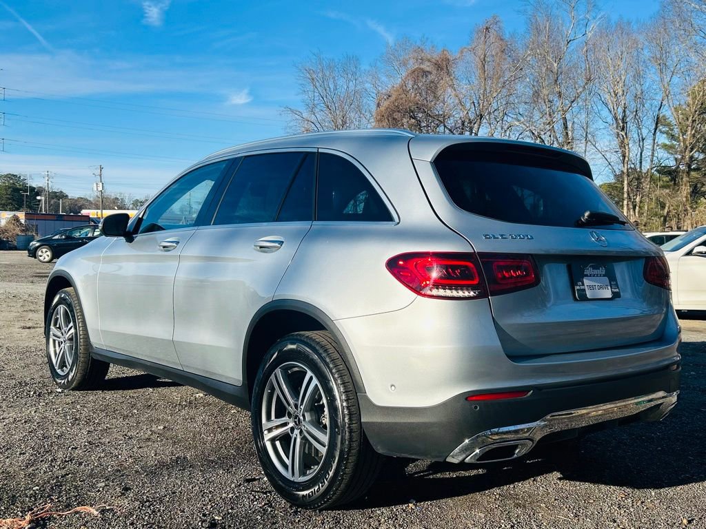 Used 2021 Mercedes-Benz GLC 300 image 3