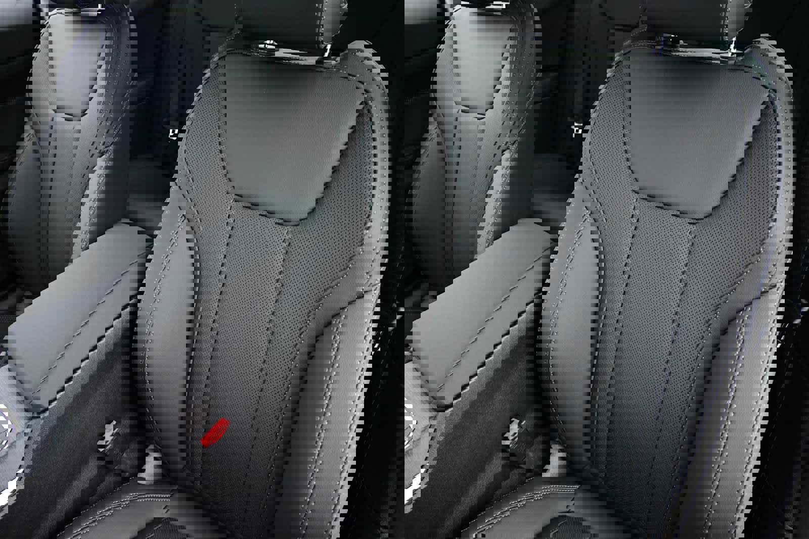 Used 2025 BMW 430i Coupe w/ M Sport Package image 7