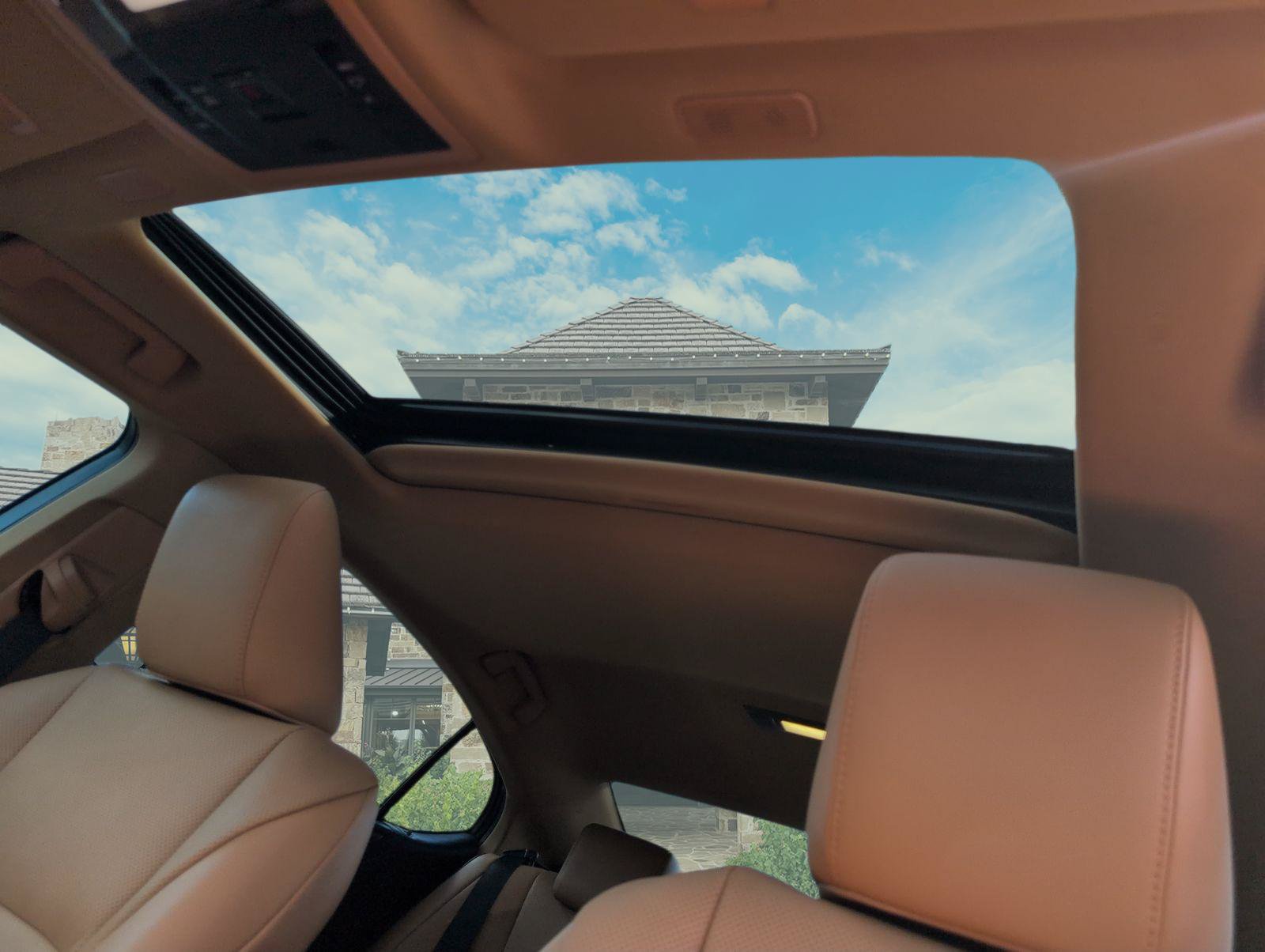 Certified 2025 Lexus ES 300h w/ Premium Package FWD image 21
