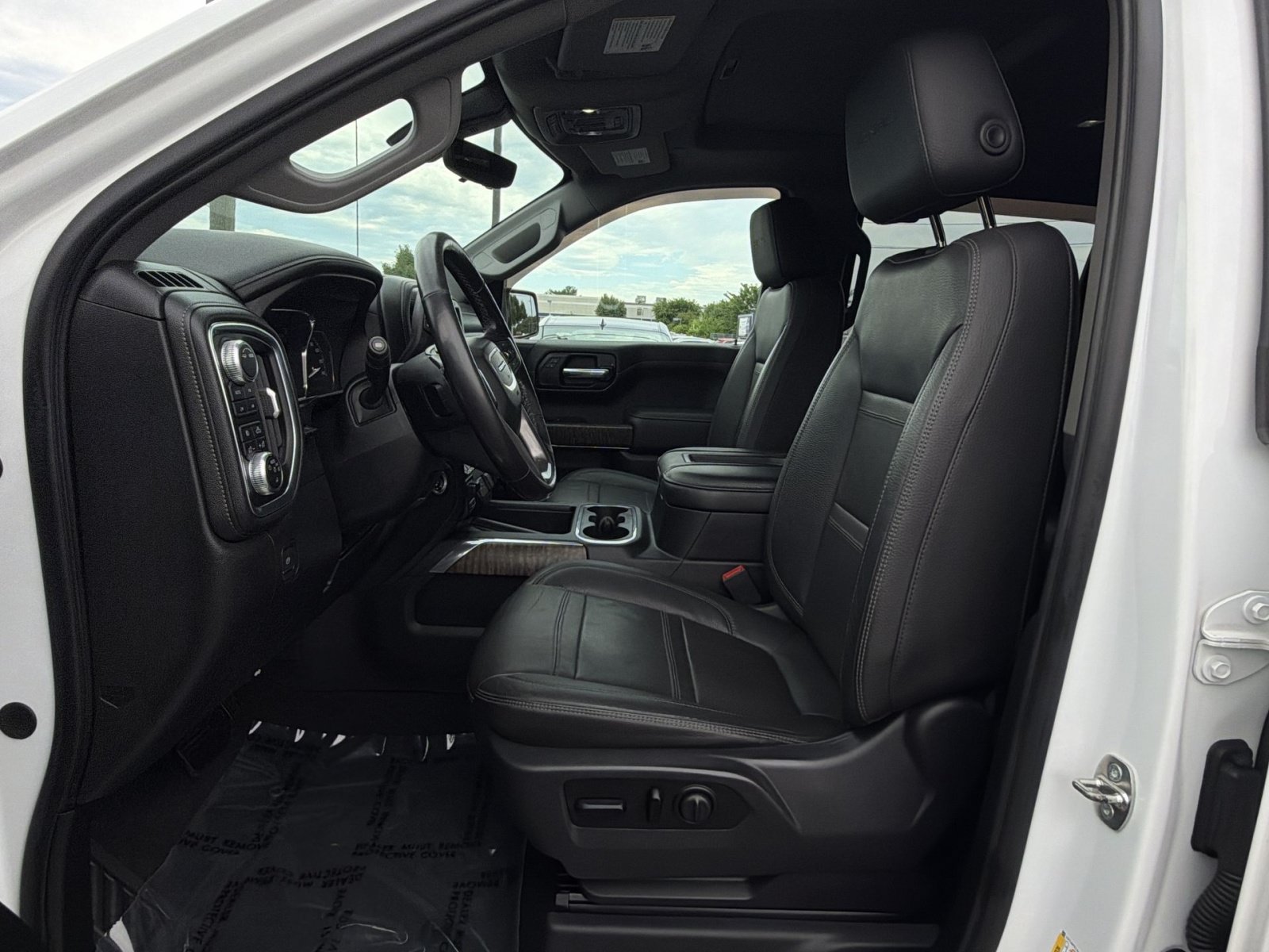 Used 2020 GMC Sierra 1500 Denali w/ Denali Ultimate Package AWD/4WD image 13