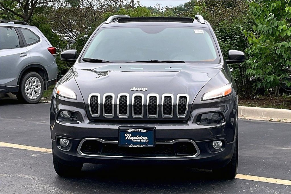 Used 2016 Jeep Cherokee Limited AWD/4WD image 3