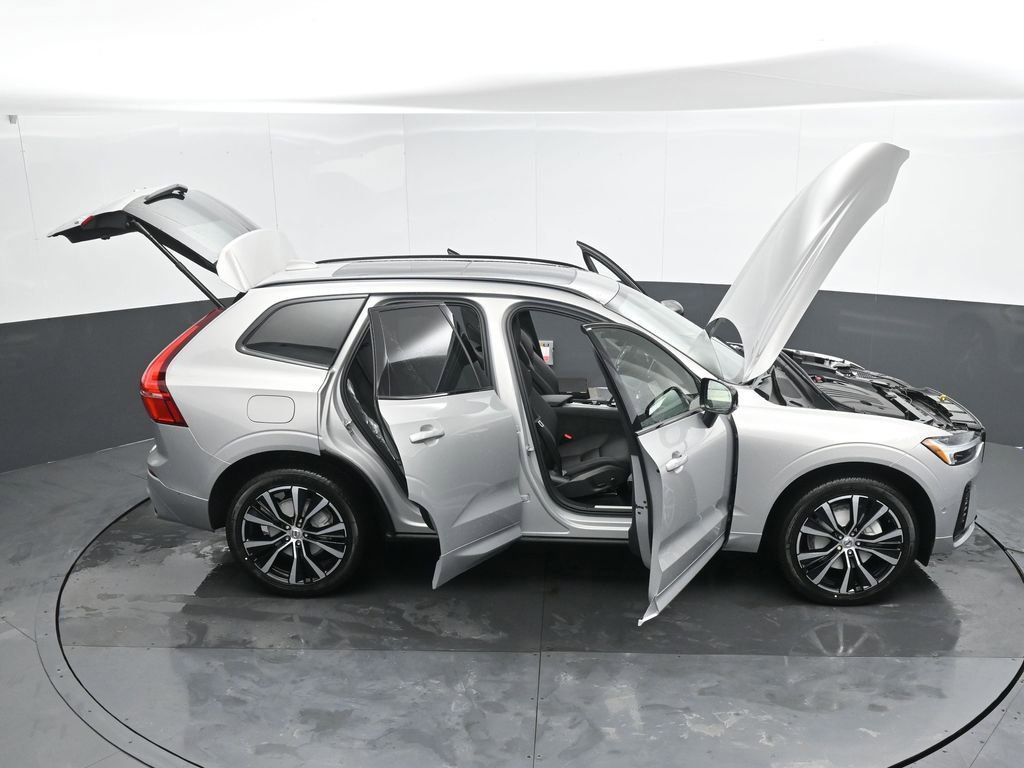 New 2025 Volvo XC60 B5 Plus w/ Protection Package Premier image 50