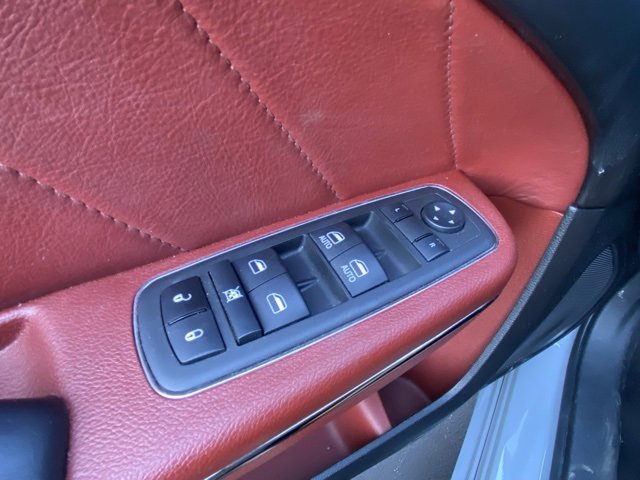 Used 2022 Dodge Charger SRT Hellcat w/ Harman/Kardon Audio Group image 17