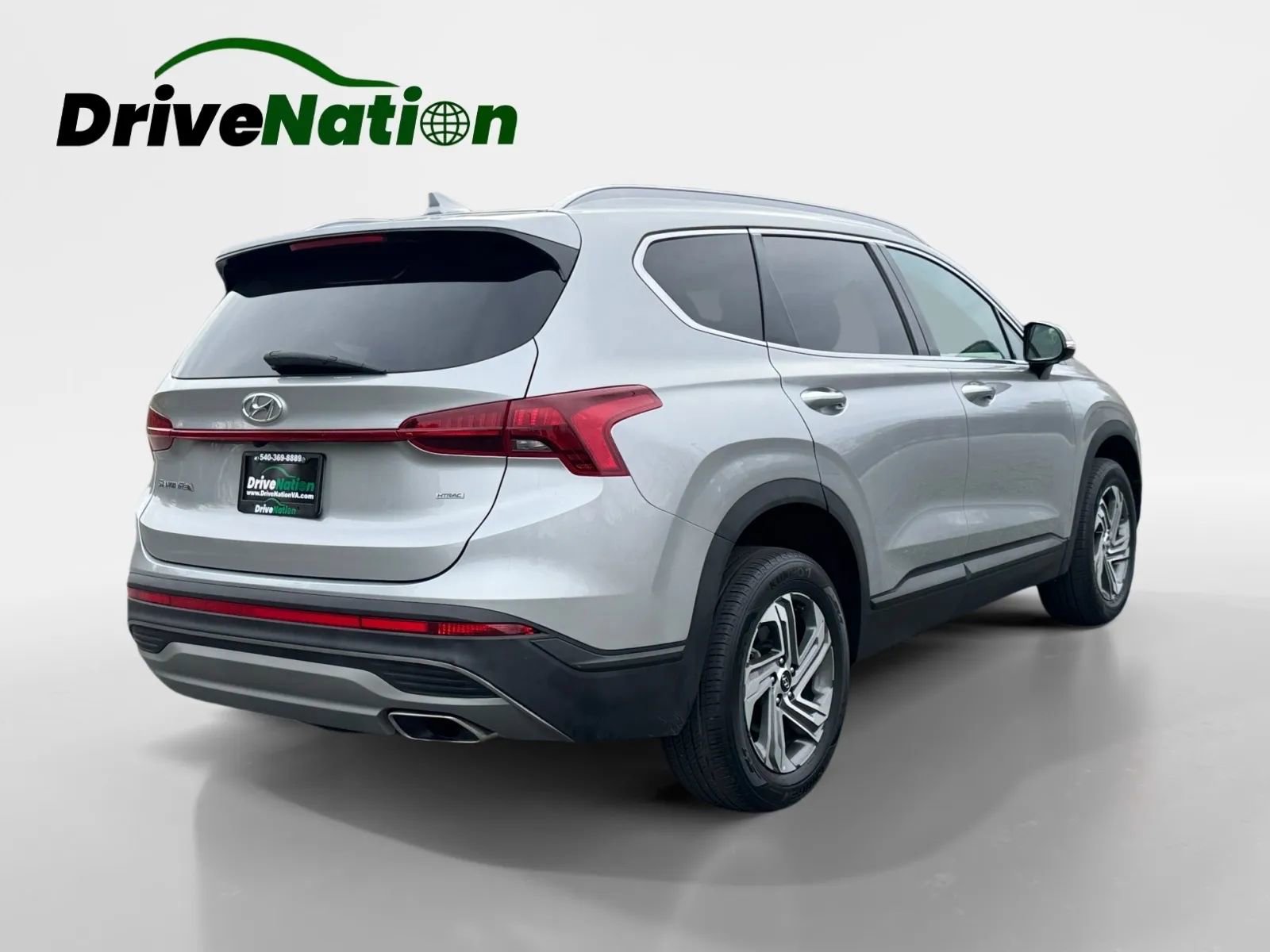 Used 2023 Hyundai Santa Fe SEL image 4