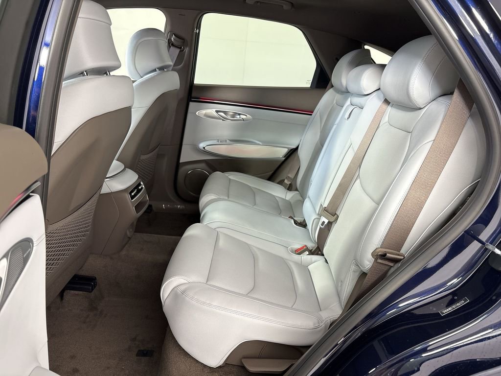 New 2026 Genesis GV70 2.5T Advanced AWD/4WD image 25