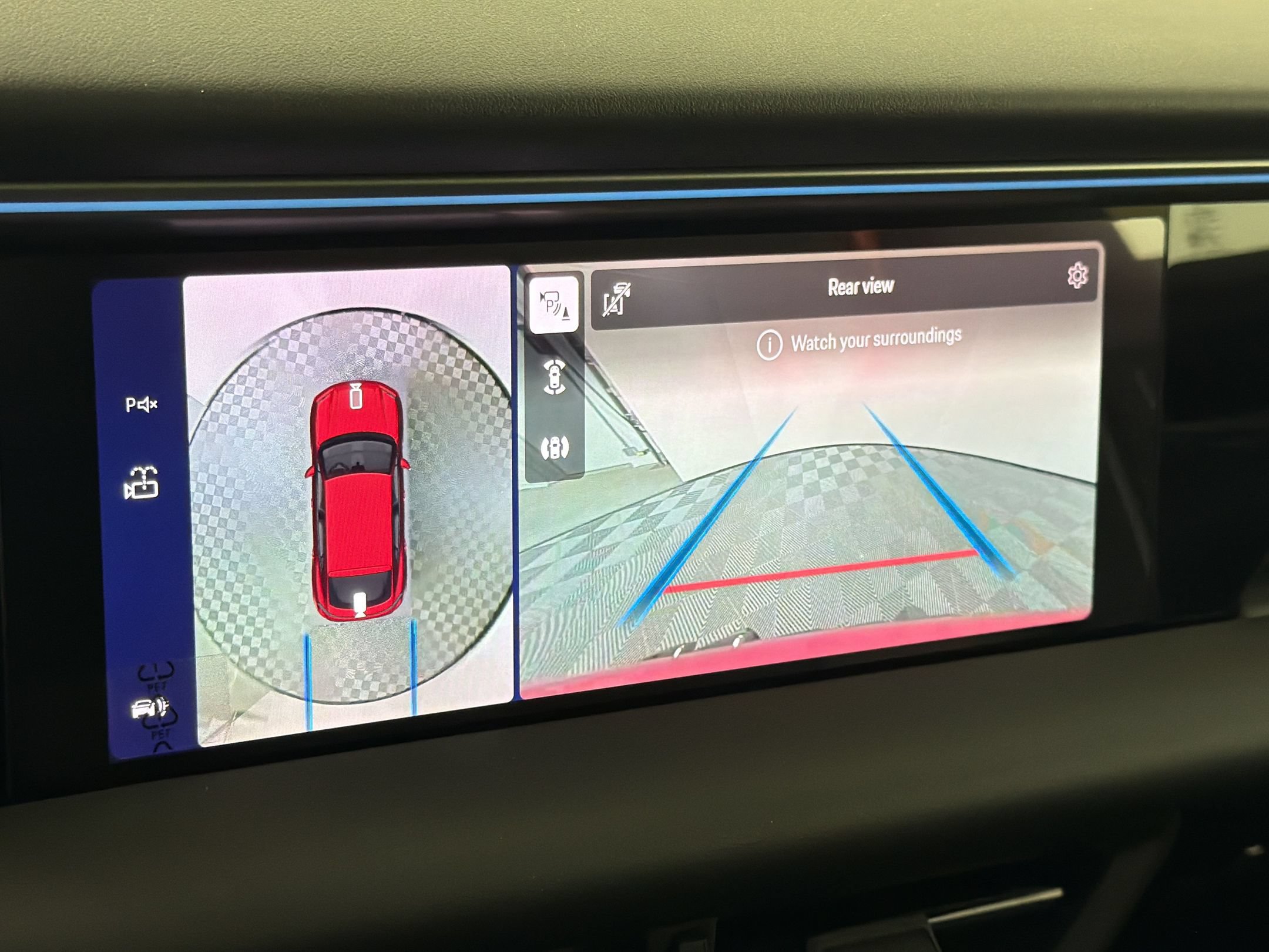 New 2026 Porsche Macan Electric RWD image 21