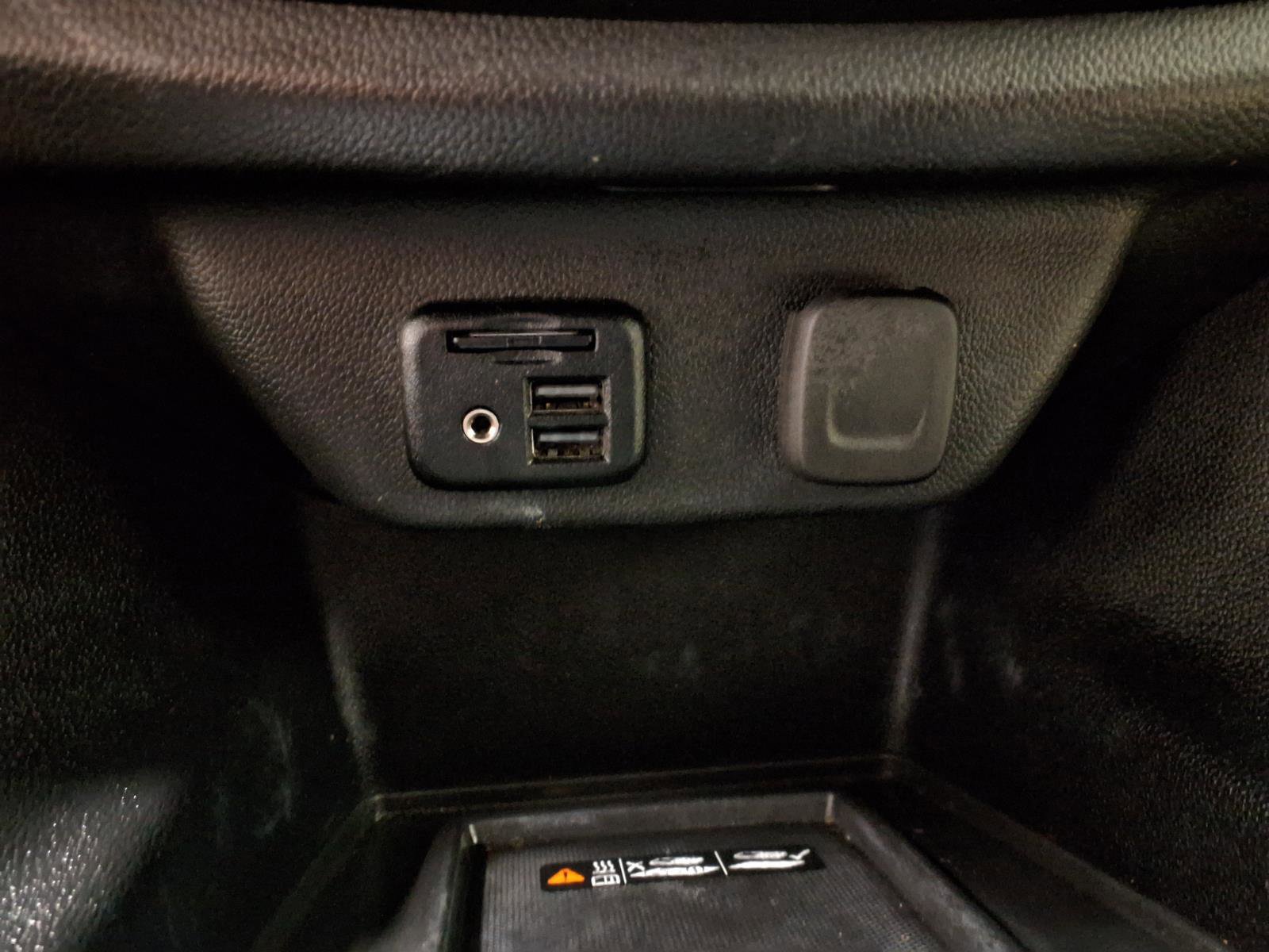 Used 2022 Chevrolet Traverse Premier w/ LPO, Floor Liner Package FWD image 15