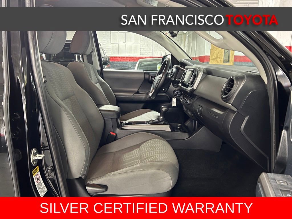 Certified 2016 Toyota Tacoma SR5 w/ SR5 Appearance Package (DN) AWD/4WD image 18