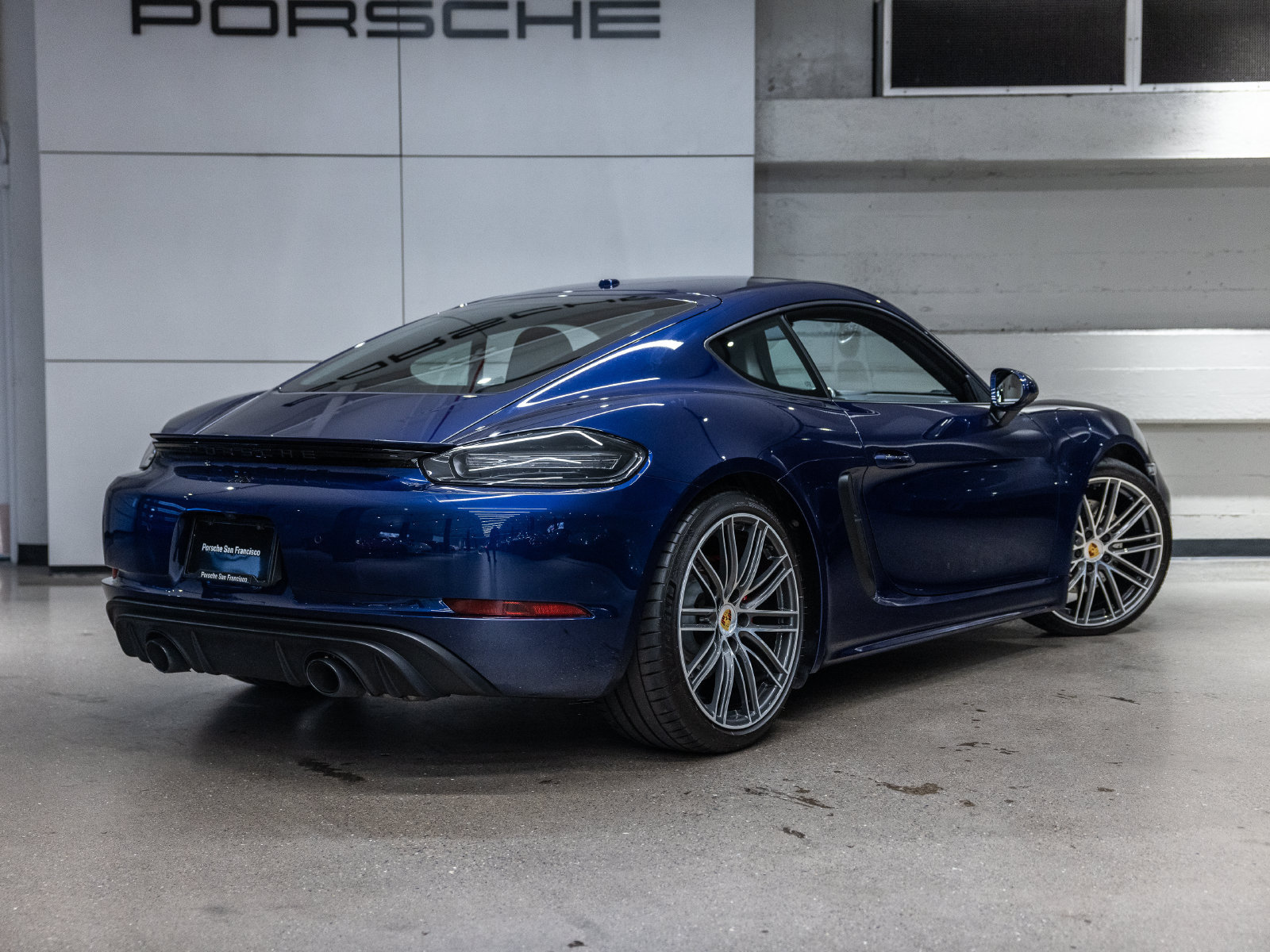Certified 2025 Porsche 718 Cayman GTS RWD image 23