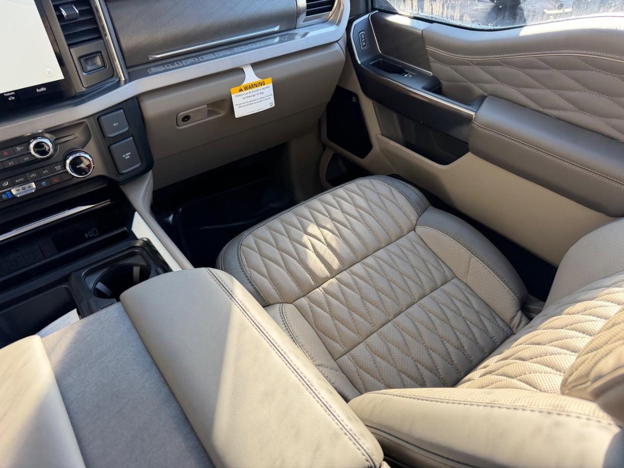New 2026 Ford F350 Platinum w/ Platinum Plus Package image 17