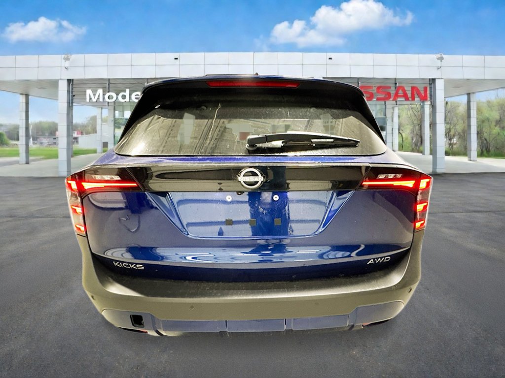 New 2027 Nissan Kicks SV AWD/4WD image 4