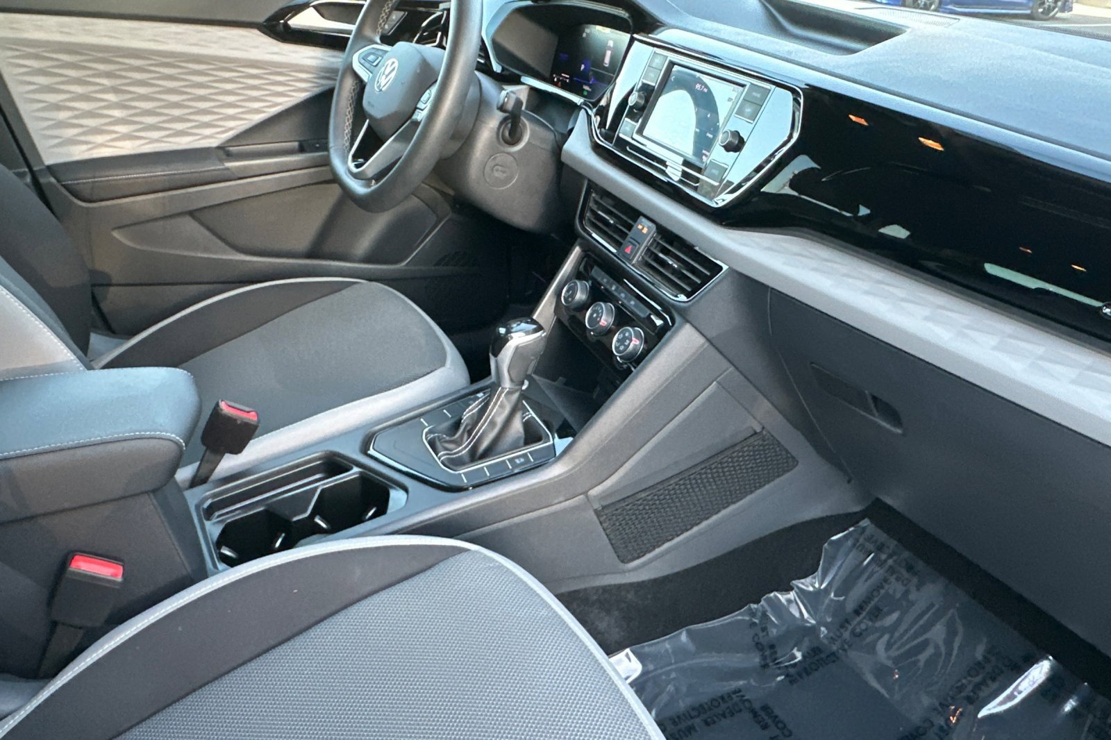 Used 2024 Volkswagen Taos S image 16