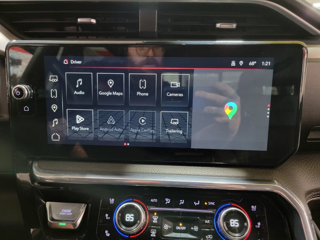 Used 2024 GMC Sierra 3500 Denali w/ Technology Package image 26