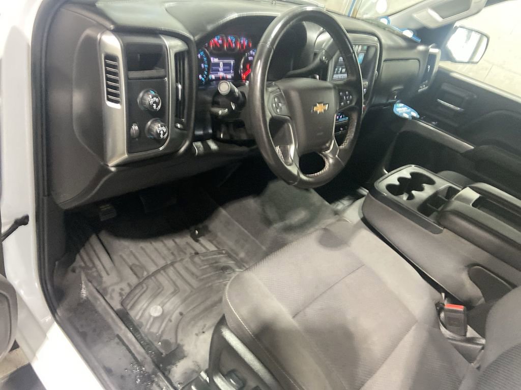 Certified 2018 Chevrolet Silverado 1500 LT w/ All Star Edition AWD/4WD image 10