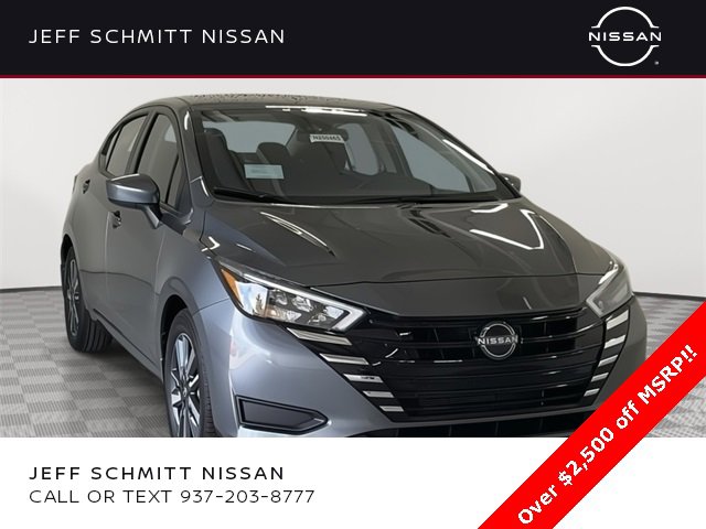 New 2025 Nissan Versa SV w/ Trunk Package