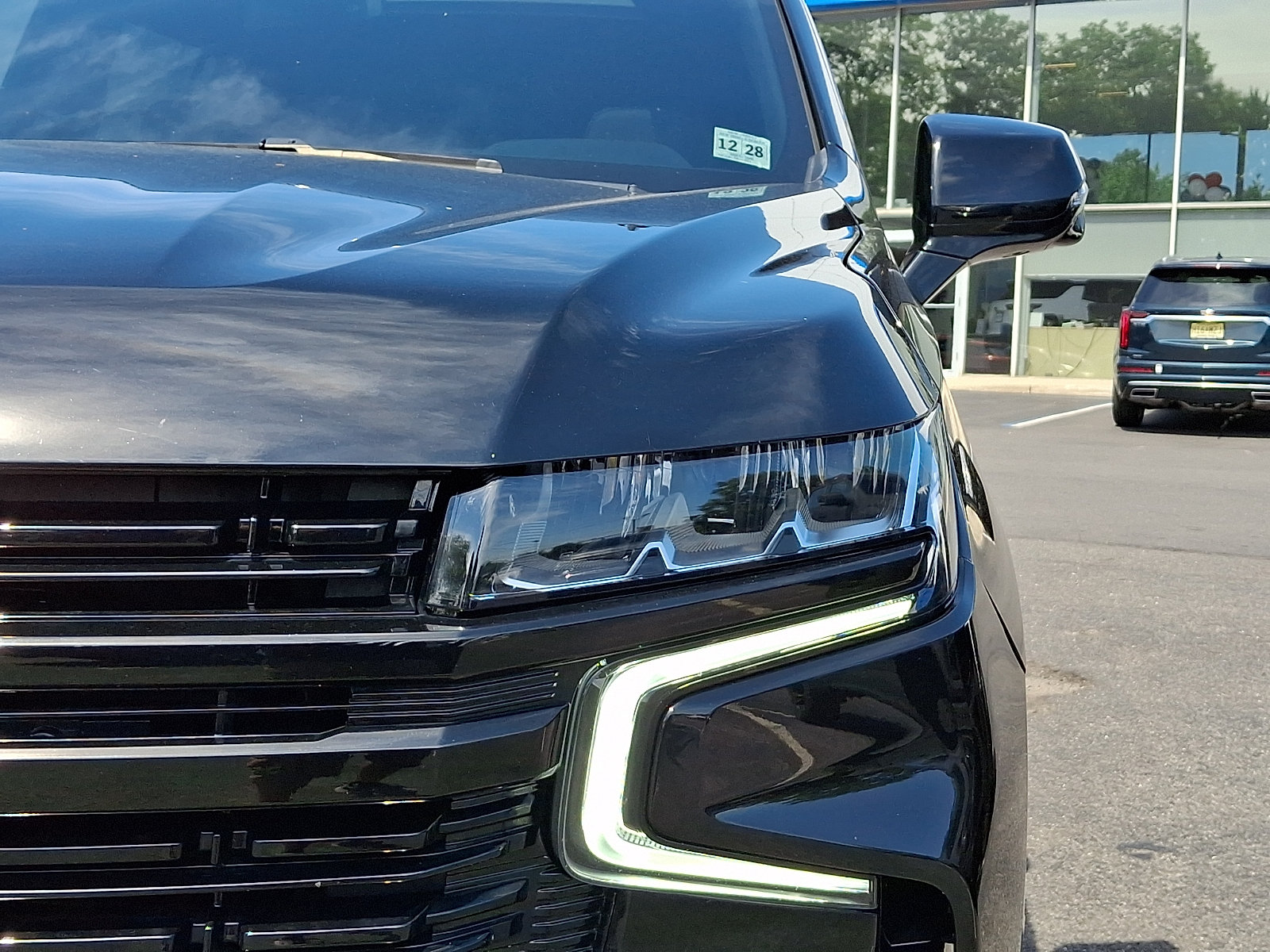 Certified 2024 Chevrolet Suburban RST w/ Luxury Package AWD/4WD image 9