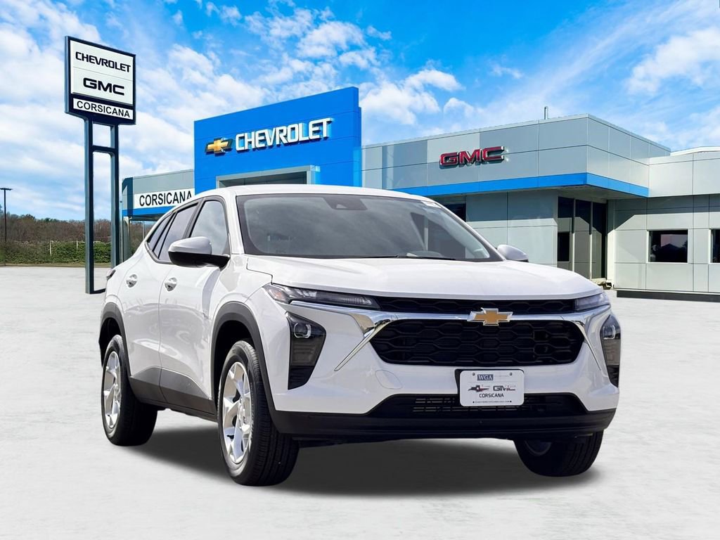 New 2026 Chevrolet Trax LS w/ LS Convenience Package FWD image 1