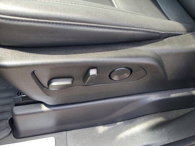 Used 2024 Chevrolet Silverado 1500 LT image 7