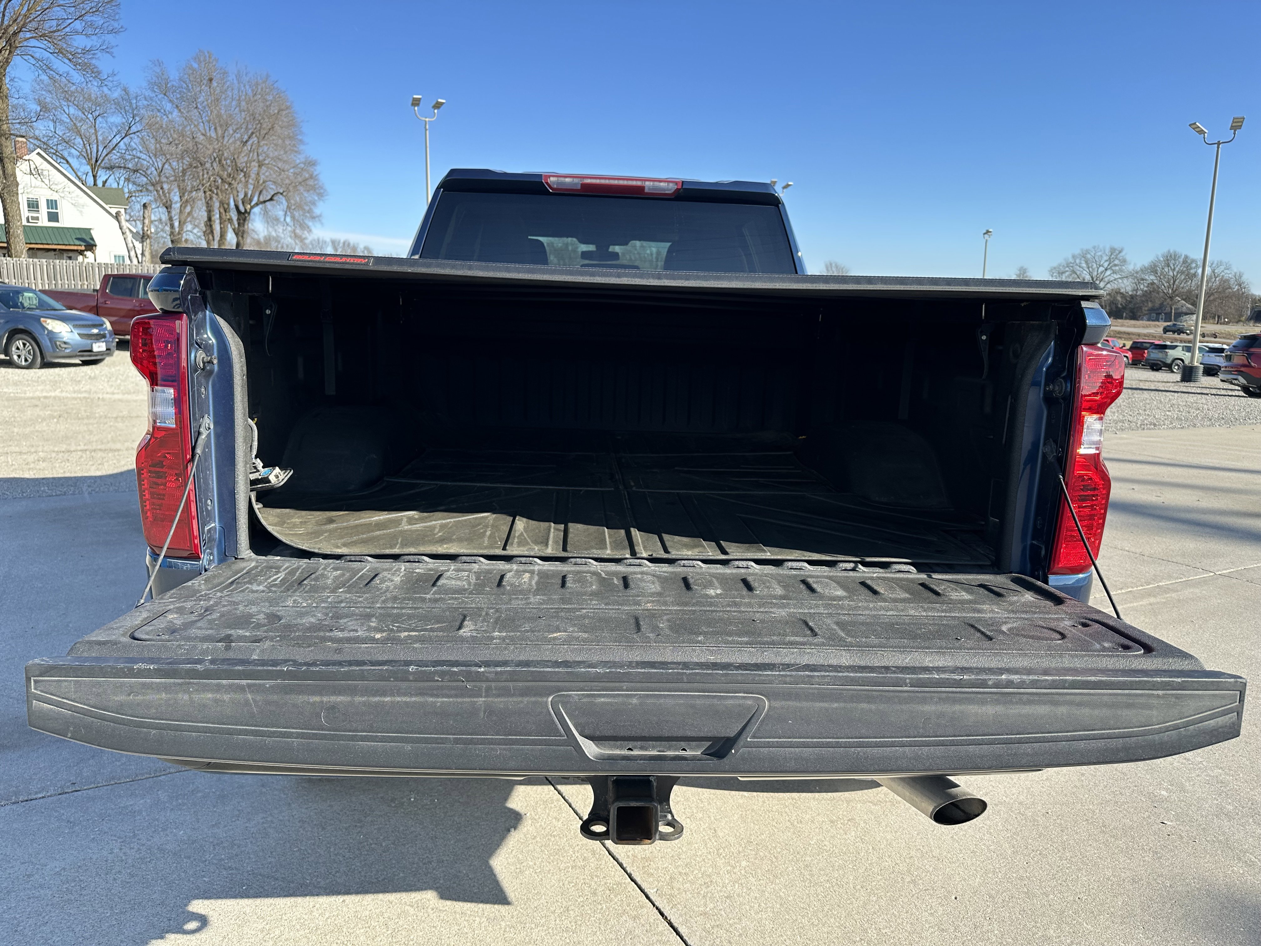 Used 2022 Chevrolet Silverado 2500 Custom w/ Custom Convenience Package image 19