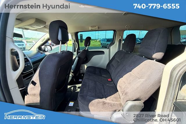 Used 2014 Dodge Grand Caravan American Value Package FWD image 9