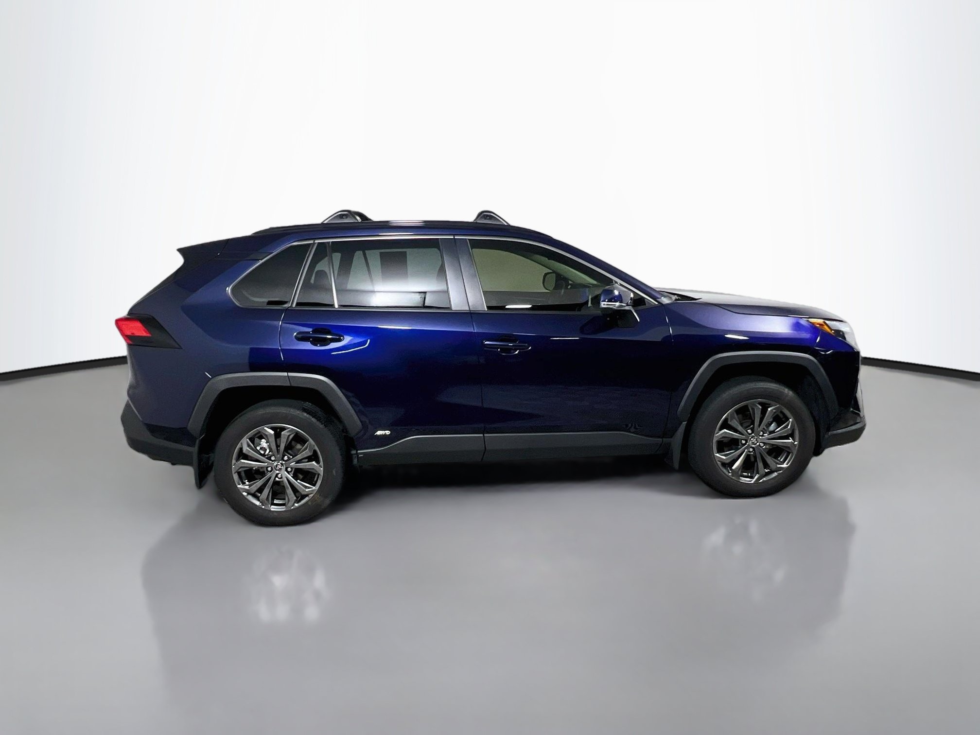 Used 2025 Toyota RAV4 XLE Premium w/ Weather Package AWD/4WD image 3