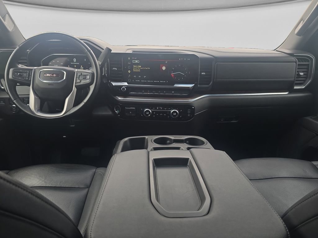 Used 2025 GMC Sierra 1500 SLT AWD/4WD image 12