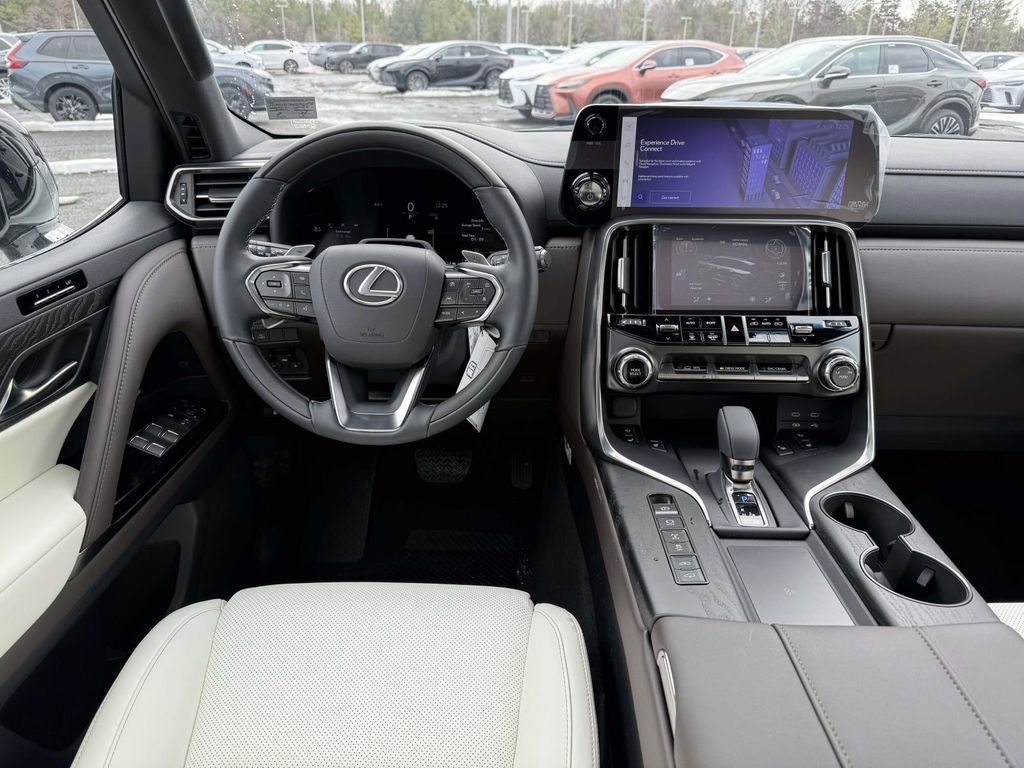 New 2026 Lexus LX 700h Luxury image 8
