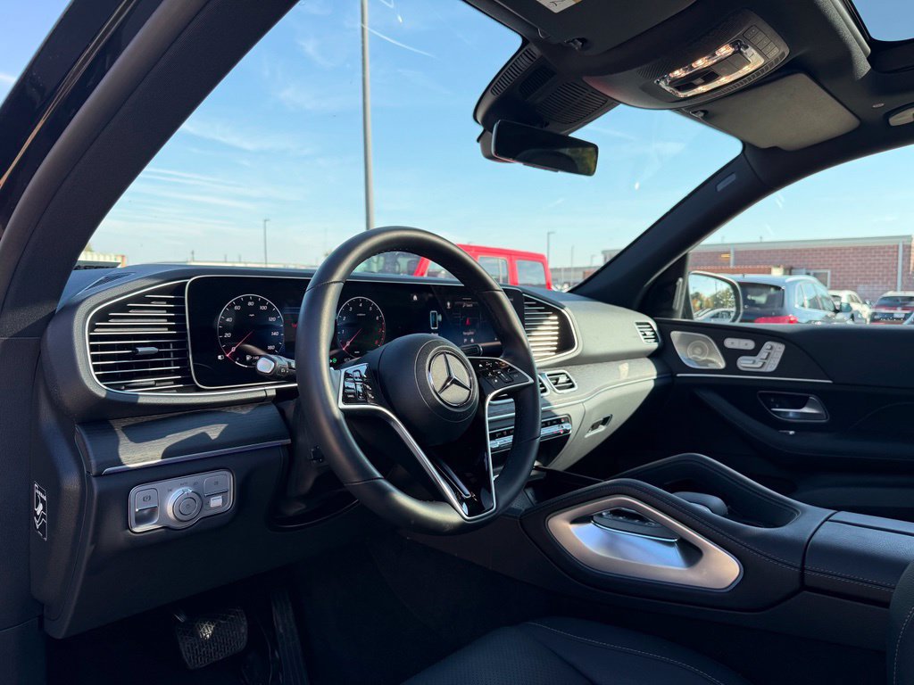 Used 2026 Mercedes-Benz GLE 350 4MATIC image 4