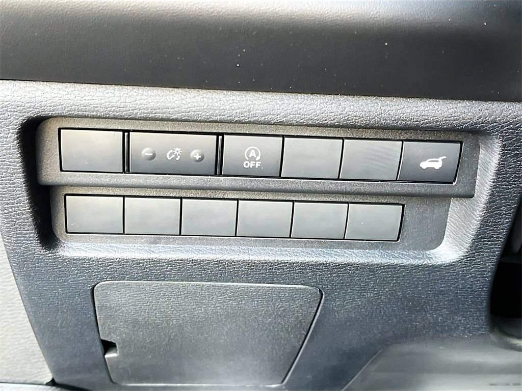 New 2026 Mitsubishi Outlander SEL FWD image 10