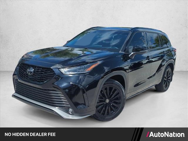 Certified 2024 Toyota Highlander XSE FWD image 1