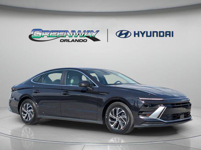 New 2026 Hyundai Sonata Blue FWD image 2