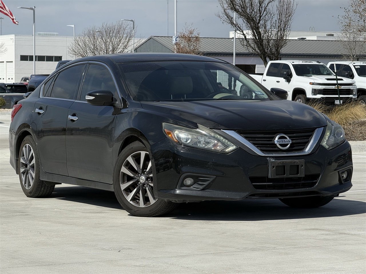 Used 2017 Nissan Altima 2.5 SL w/ 2.5 Technology Package image 2