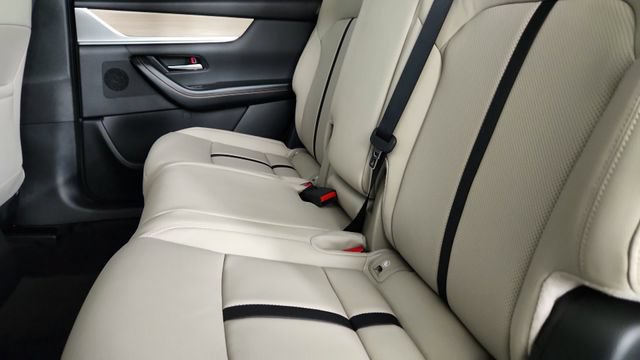 New 2026 MAZDA CX-90 Plug-In Hybrid w/Premium Sport AWD/4WD image 29