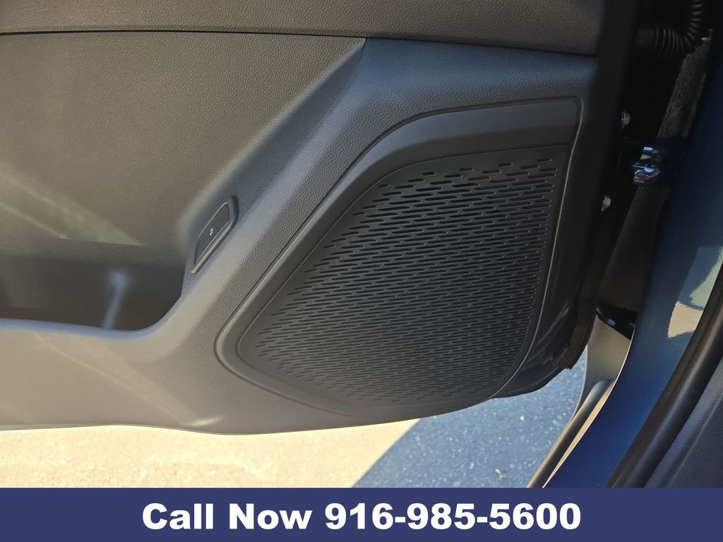 New 2026 Chevrolet Traverse Z71 w/ LPO, Floor Liner Package image 29