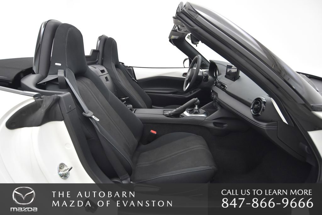 Certified 2025 MAZDA MX-5 Miata Club image 26