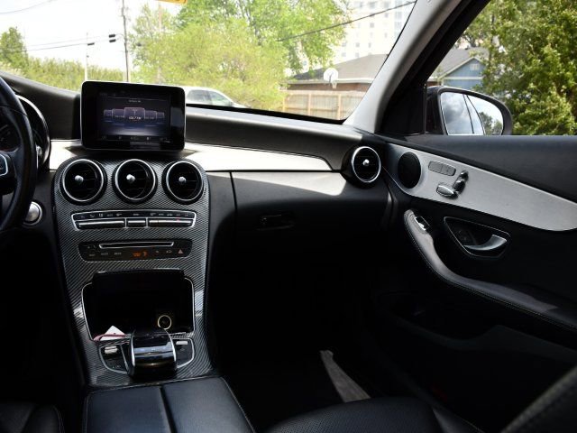 Used 2016 Mercedes-Benz C 300 Sedan image 21
