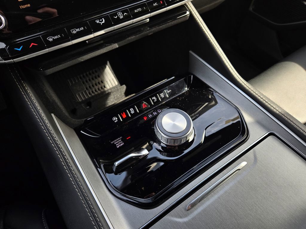 New 2026 Jeep Grand Wagoneer 4WD image 23