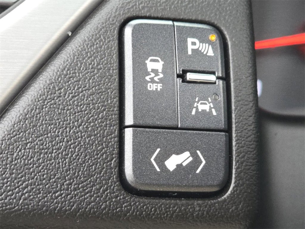 Used 2019 GMC Yukon XL SLT image 11