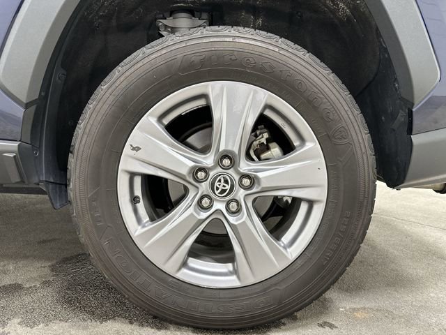 Used 2023 Toyota RAV4 XLE w/ Convenience Package FWD image 14